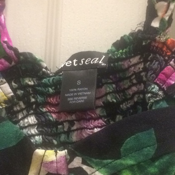 FINAL MARKDOWN Junior wet seal crop top small - Picture 3 of 5